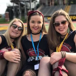 Meet your Posher, Elyssa